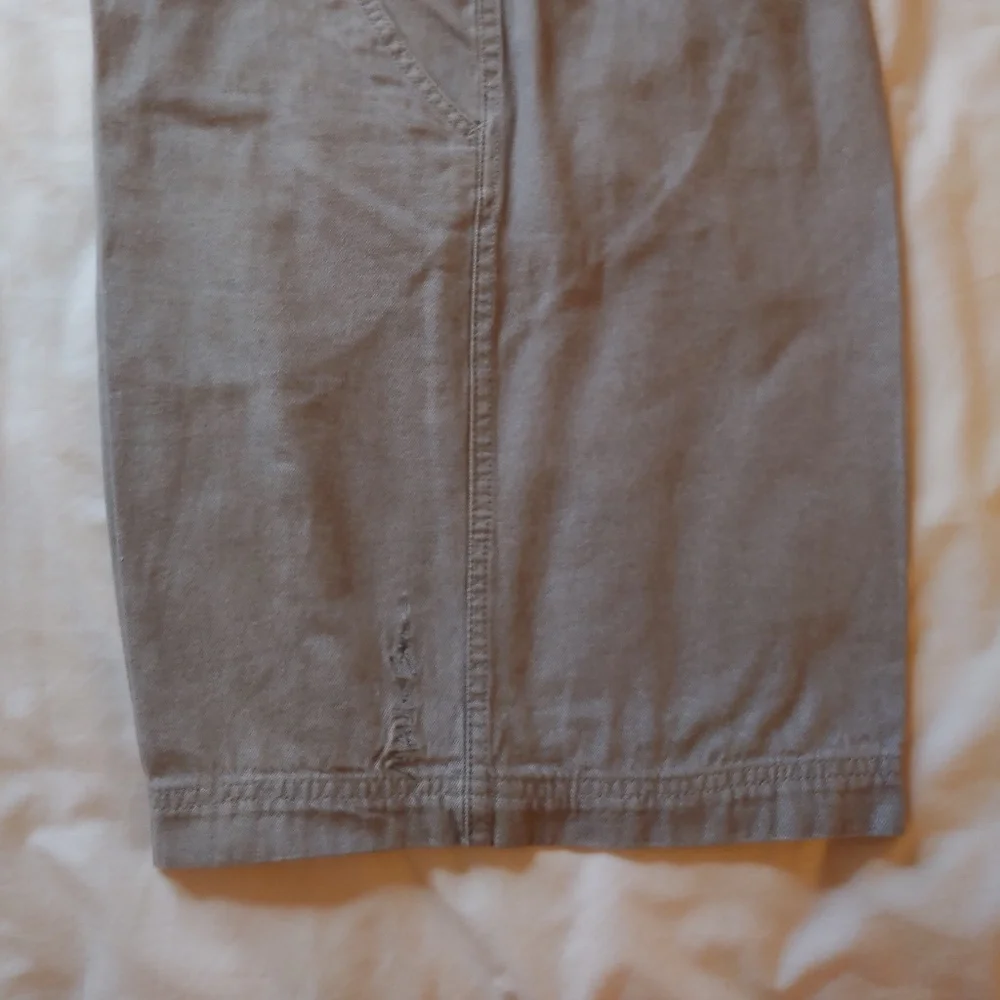 Trim Fit Twill Shorts